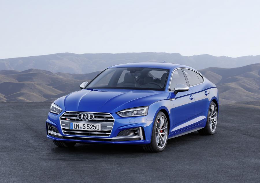  Audi S5 Sportback 2016 года  (WW) (фото 17 из 45)